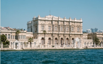 Dolmabahce Palace — the most luxurious palace in Turkey