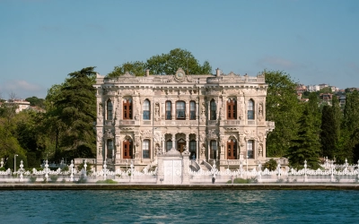 Küçüksu — a magnificent riverside palace in the Asian part of the city