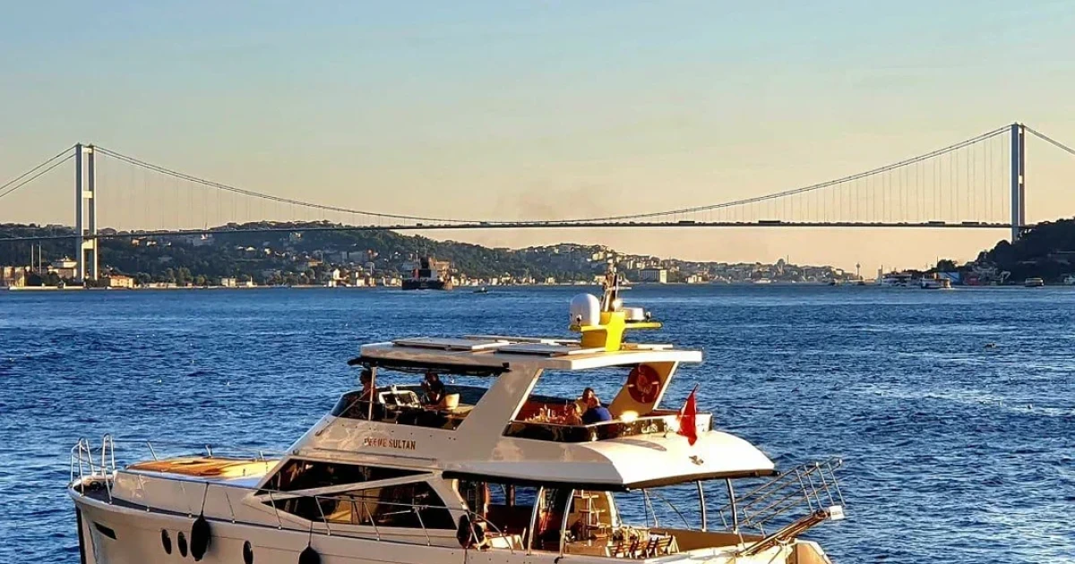 Rent a Defne Sultan yacht in Istanbul price Courage-Voyage
