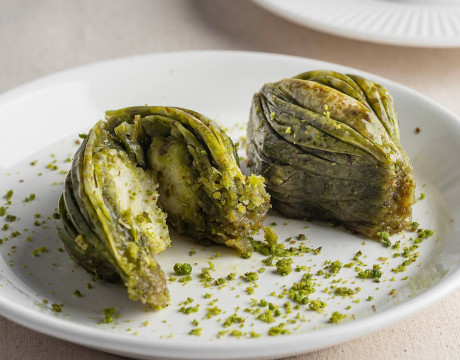 Green Mussel Baklava with Pistachio