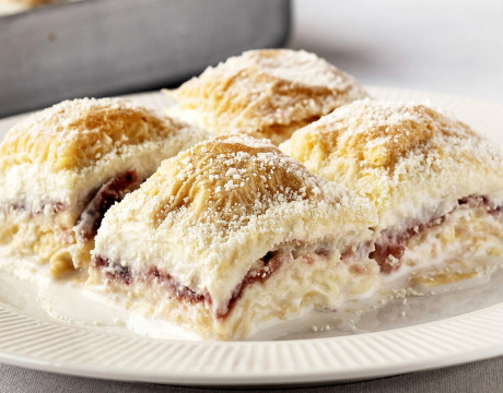 Mountain-Berry Cold Baklava