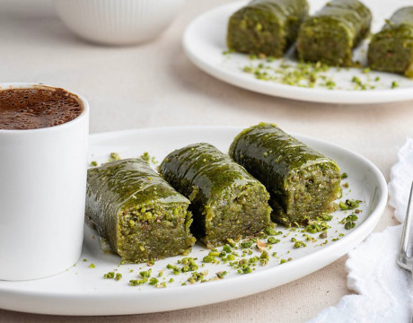 Pistachio Roll