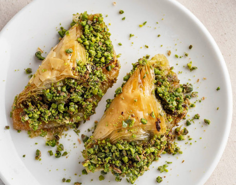 Special Şöbiyet with Pistachio Cream