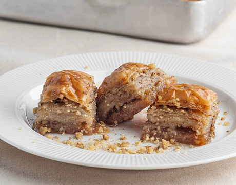 Vegan baklava with walnuts