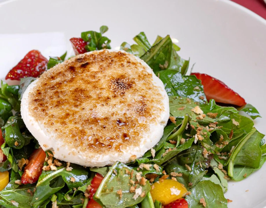 Arugula Salad with Goat Cheese