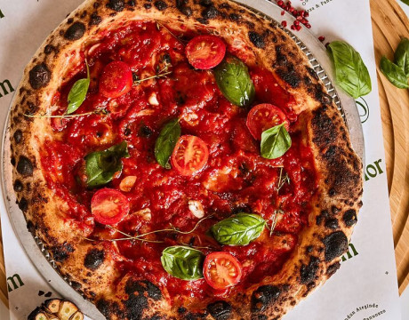 Marinara pizza