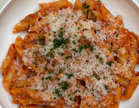 Penne Pasta with Tomato Sauce and Cheese