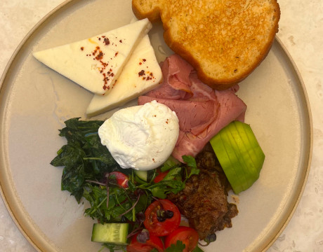 Single Serving Breakfast Platter